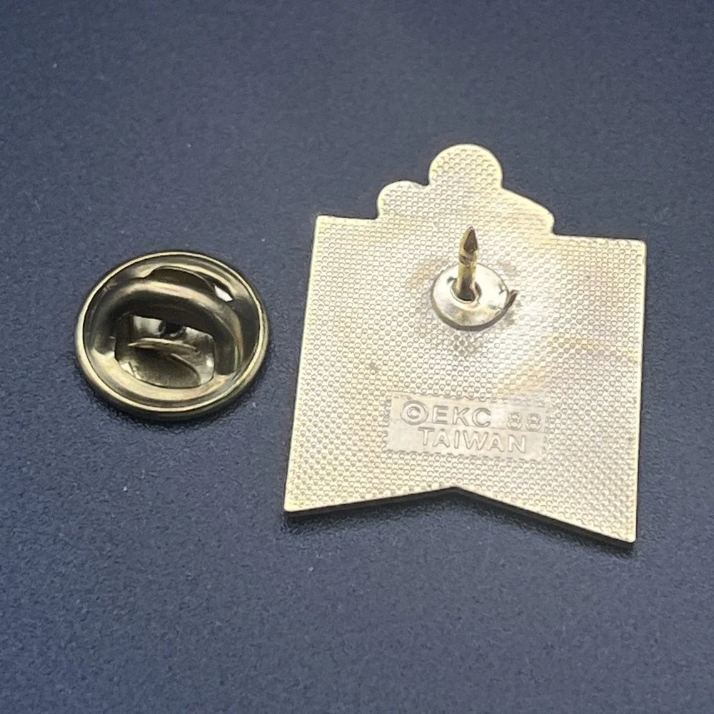 1988‎ Seoul Summer Olympics Kodak Cameras Lapel Hat Pin